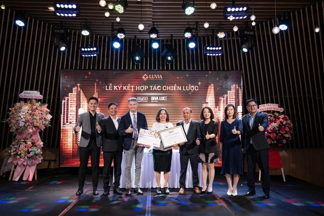 LUVIA ký kết hợp tác cùng hai ông lớn Huayi và Diva Luce - Ảnh 1