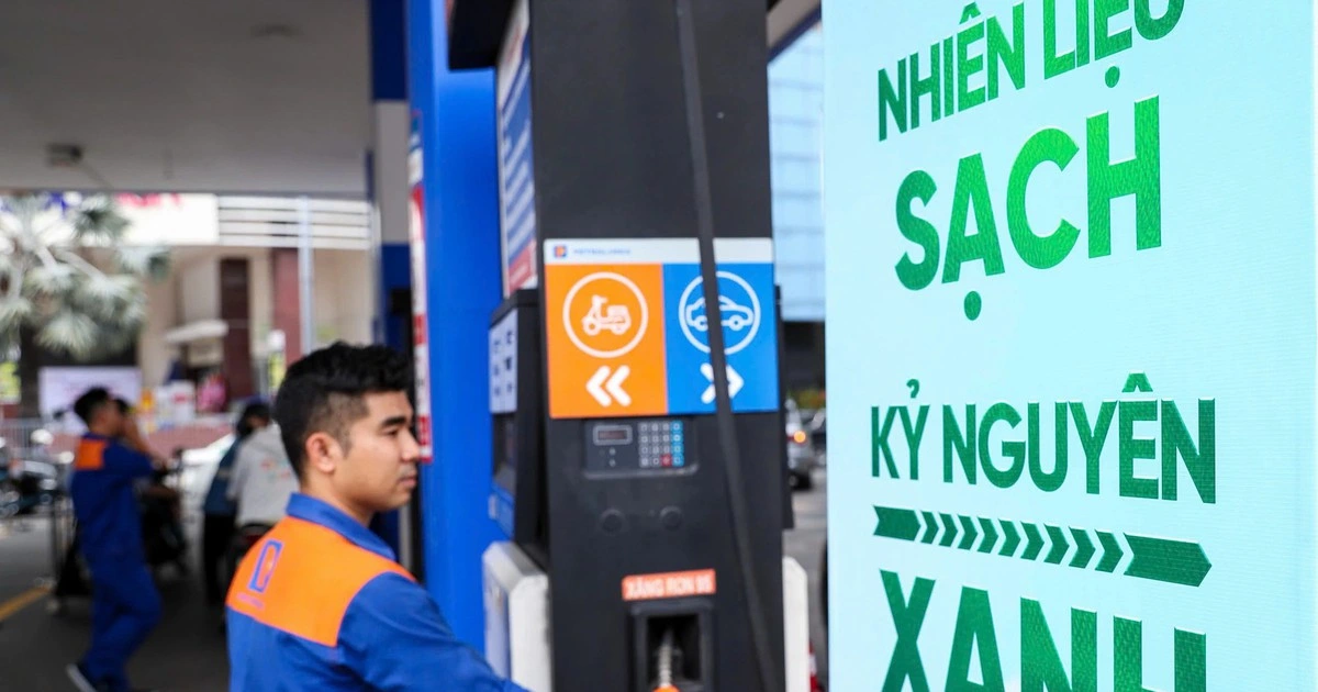 Lượng xăng E10 bán ra đang tăng dần