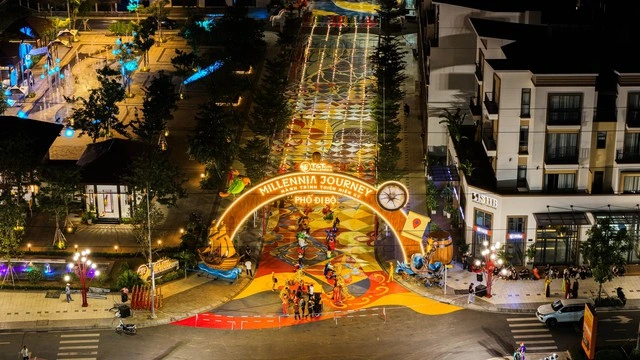 Thành phố Thiên niên kỷ T&T City Millennia bừng sáng trước đại nhạc hội - Ảnh 3