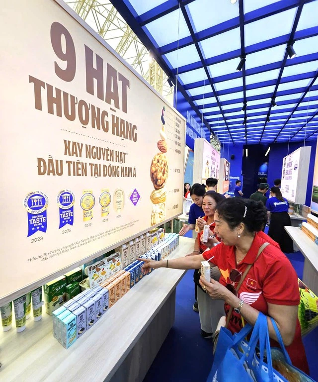 Vinamilk tạo điểm nhấn tại triển lãm thành tựu đất nước 80 năm - Ảnh 9