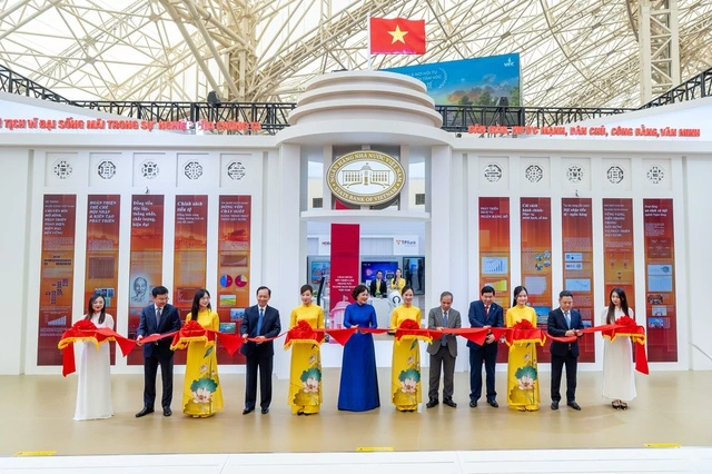 Thanh toán không chạm của VPBank: Điểm nhấn tiêu biểu trong ngành ngân hàng - Ảnh 1