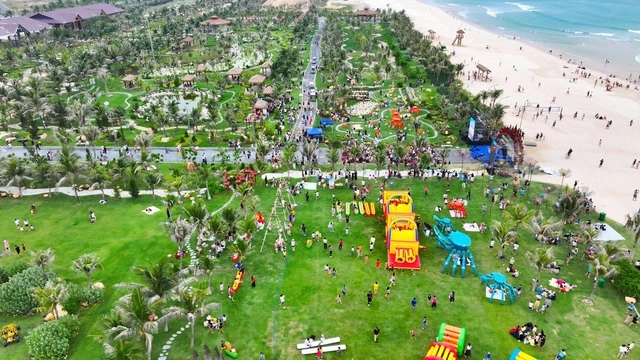 CaraWorld chính thức khánh thành cổng chào biểu tượng cạnh sân bay quốc tế Cam Ranh - Ảnh 5