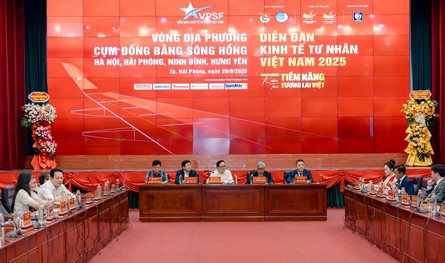 Doanh nghiệp trẻ bàn giải pháp đưa Nghị quyết của Bộ Chính trị vào thực tiễn - Ảnh 2