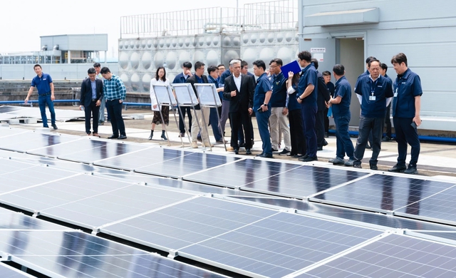 Samsung thu hơn 2,5 triệu kWh mỗi năm từ điện mặt trời áp mái tại Việt Nam - Ảnh 1