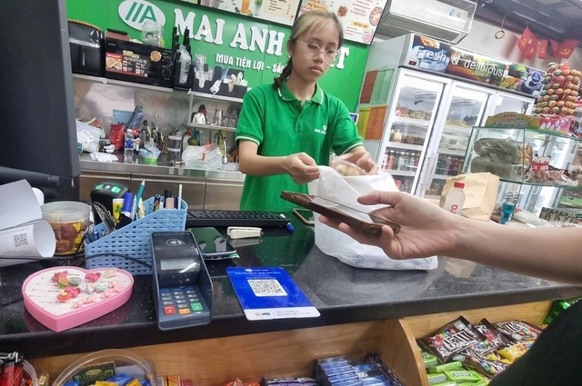 Thanh toán không dùng tiền mặt như thế nào để được khấu trừ thuế? - Ảnh 1