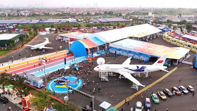 Ấn tượng những 'đầu tàu' kinh tế Việt Nam sau 80 năm - Ảnh 10