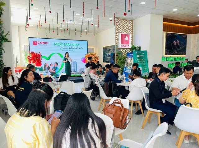 Conic Boulevard: Cư dân Block B tiếp tục giới thiệu người quen chọn dự án - Ảnh 1