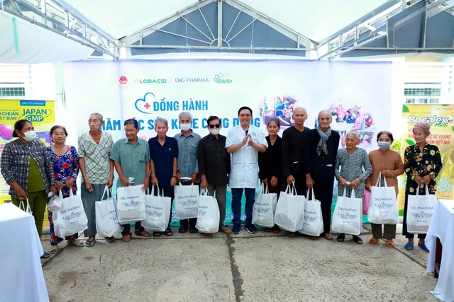 Chăm sóc sức khỏe, gắn kết biên cương - Dấu ấn DHG Pharma tại An Giang - Ảnh 3