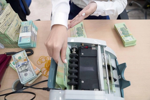 Giá USD hôm nay 31.8.2025: Giảm ngược chiều euro, bảng Anh - Ảnh 1