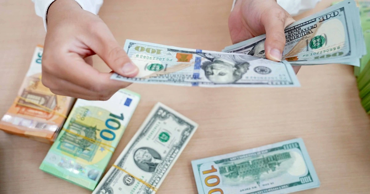Giá USD hôm nay 25.8.2025: Đứng yên khi bảng Anh, euro tăng trở lại