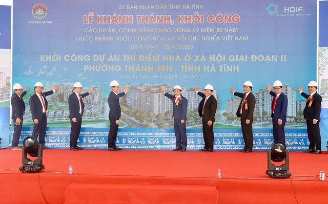 Hà Tĩnh khởi công 3 dự án trọng điểm gần 14.000 tỉ đồng - Ảnh 2