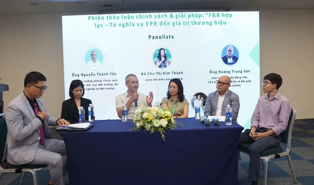 Doanh nghiệp gặp khó để thu gom bao bì thực hiện tái chế, sản xuất xanh - Ảnh 1