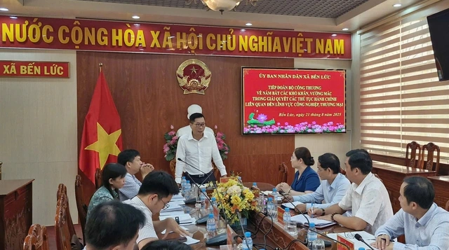 Cử lãnh đạo xuống cơ sở, giải quyết vướng mắc trong 24 giờ - Ảnh 2