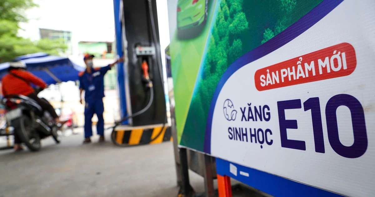 Trước giờ thí điểm, xăng E10 vừa được điều chỉnh tăng giá bán