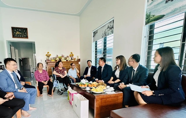 Đốt một ngọn nến, thắp sáng những cuộc đời: Tình yêu ở lại - Ảnh 3