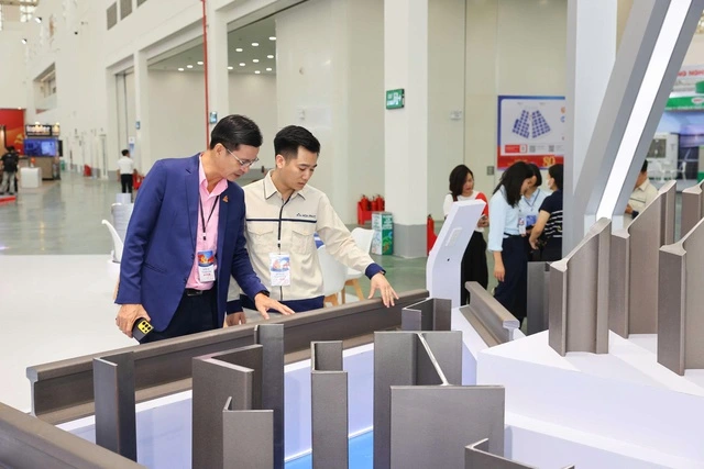 Ấn tượng những 'đầu tàu' kinh tế Việt Nam sau 80 năm - Ảnh 7