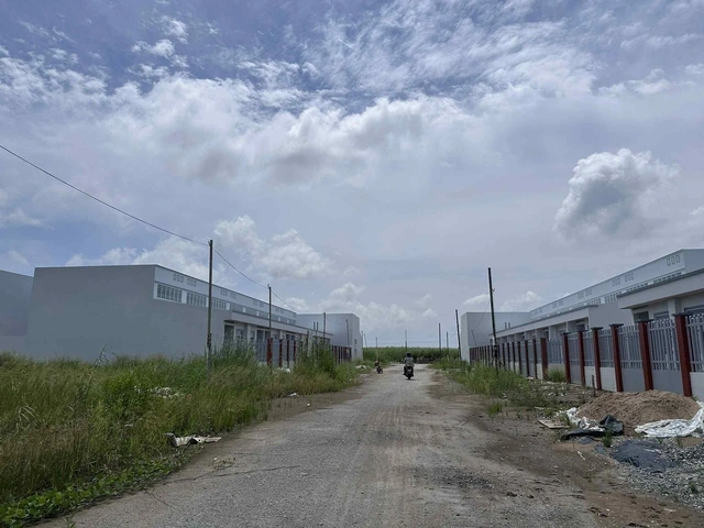 Người Cà Mau có nhà cách nơi làm việc trên 20 km được mua nhà ở xã hội - Ảnh 1