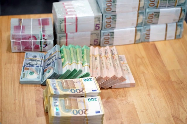 Giá USD hôm nay 18.8.2025: Đứng yên khi euro giữ đà tăng - Ảnh 1