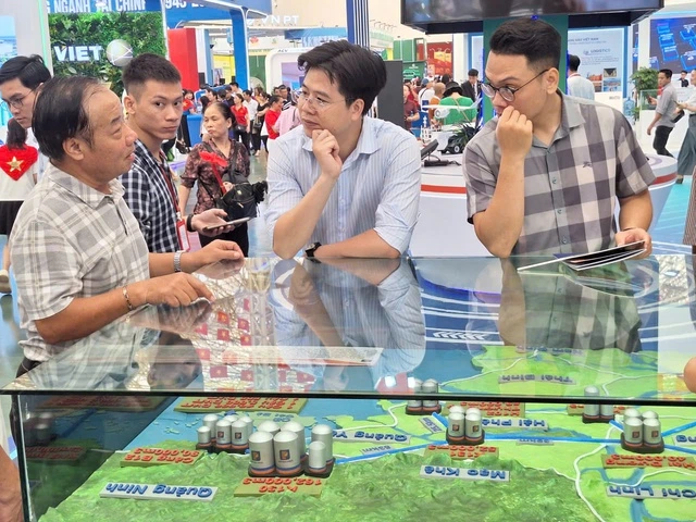 Ấn tượng những 'đầu tàu' kinh tế Việt Nam sau 80 năm - Ảnh 9