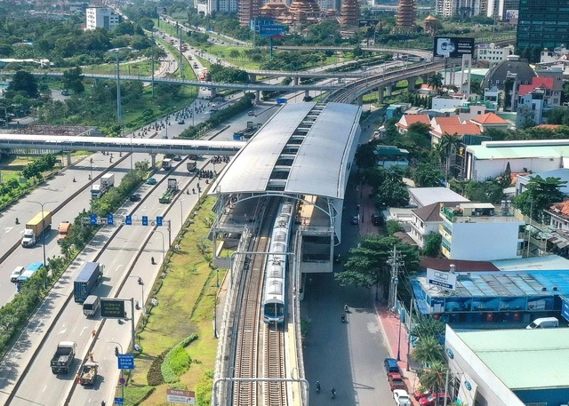 Đề xuất thí điểm bán hàng trong các nhà ga metro TP.HCM - Ảnh 1