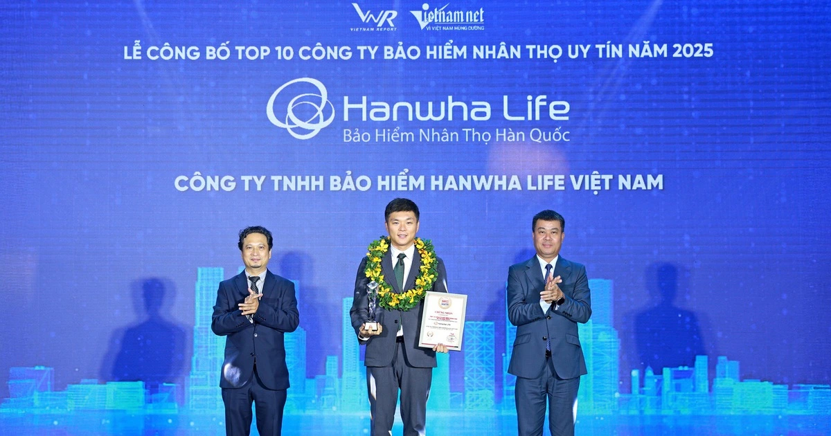 Hanwha Life Việt Nam đạt 'Top 10 Công ty Bảo hiểm nhân thọ uy tín 2025'