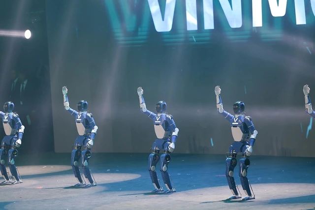Chủ tịch VinMotion: Dàn robot hình người nhảy múa gây sốt 100% 'make in Vietnam' - Ảnh 3