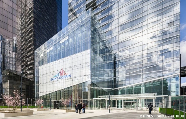 Tập đoàn VLXD Saint-Gobain: 360 năm mãi trẻ, song hành cùng Việt Nam phát triển bền vững - Ảnh 1