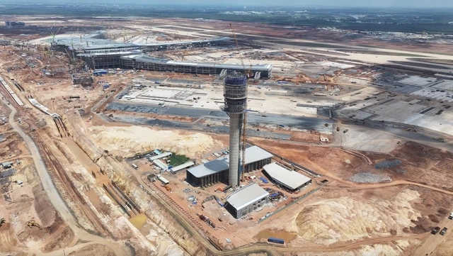 Không chỉ hành khách, hàng hóa quốc tế cũng sẽ chuyển hết về Long Thành - Ảnh 1