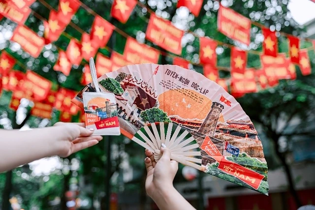 Ý nghĩa lan tỏa từ những món quà không chỉ ‘để tặng’ - Ảnh 2