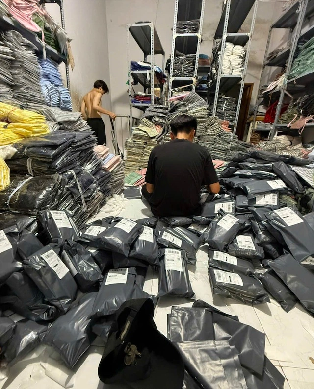 Bán hàng qua sàn có còn 'ngon ăn'? - Ảnh 1