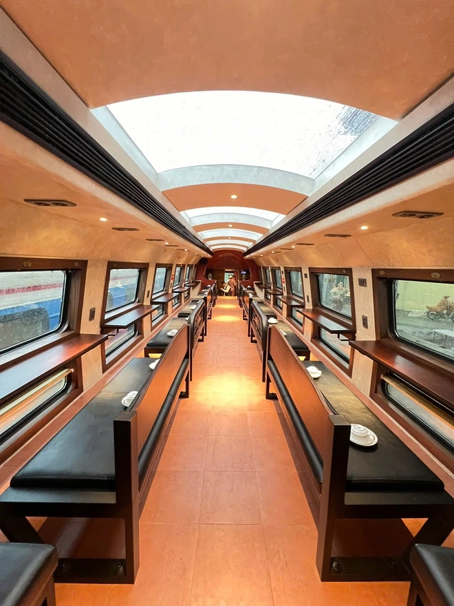 Đường sắt chạy đoàn tàu di sản 'Hà Nội 5 cửa ô' - Ảnh 3