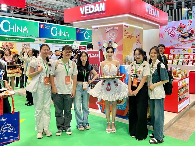 Vedan khẳng định vị thế tại Vietfood & Beverage 2025 bằng trải nghiệm đột phá - Ảnh 1