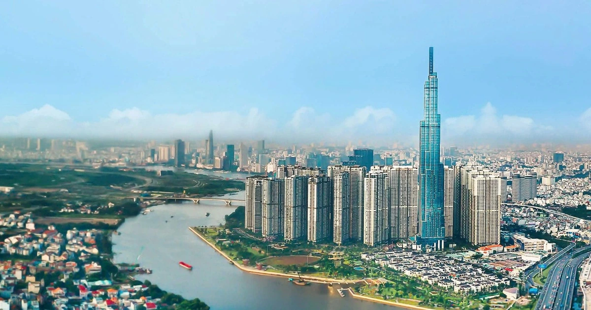 Vingroup đạt doanh thu tăng gấp đôi so với nửa đầu năm ngoái