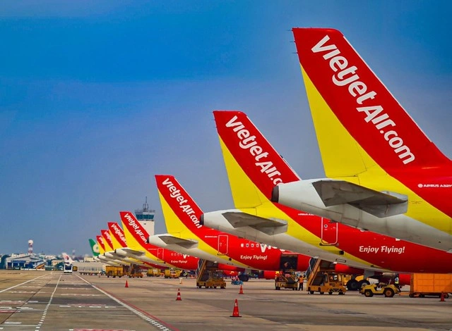Vietjet bứt phá trong sáu tháng đầu năm 2025: Doanh thu, lợi nhuận tăng trưởng vượt bậc - Ảnh 3