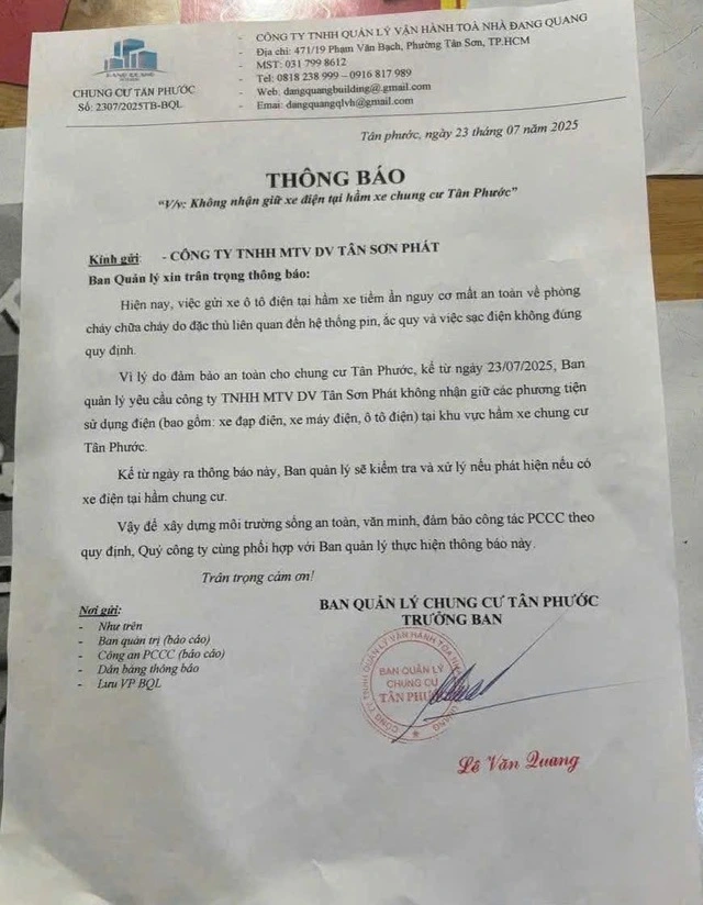 Chung cư cấm xe điện: Cư dân có thể khởi kiện ban quản lý - Ảnh 1