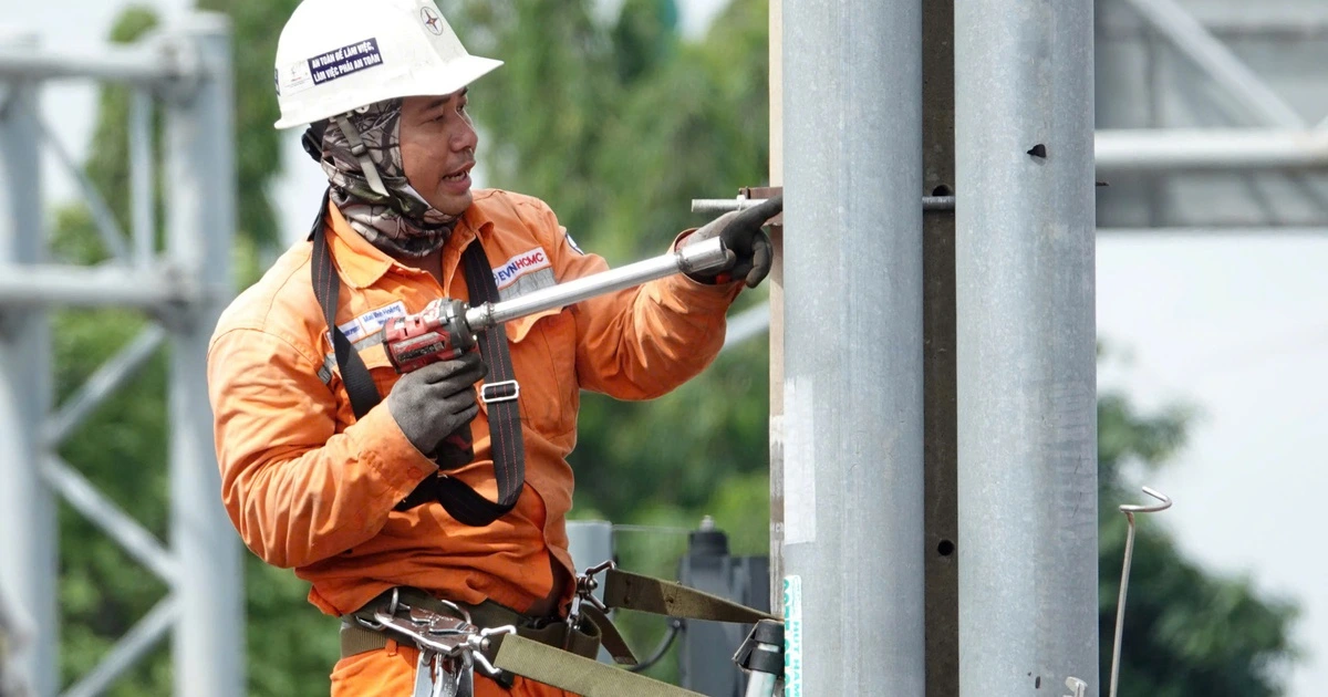 Không chỉ nắng nóng, đã phát hiện ra 'thủ phạm dấu mặt' khiến hoá đơn điện tăng vọt