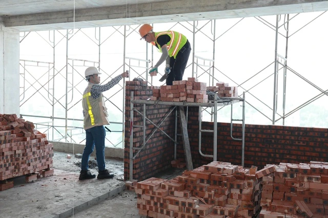 Chính thức cất nóc tòa căn hộ đầu tiên dự án Hanoi Melody Residences - Ảnh 3