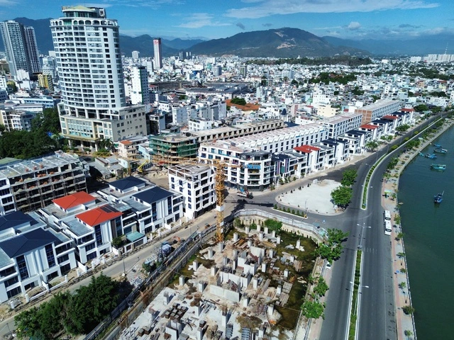 Khánh Hòa xin đình chỉ thanh tra 8 dự án - Ảnh 1