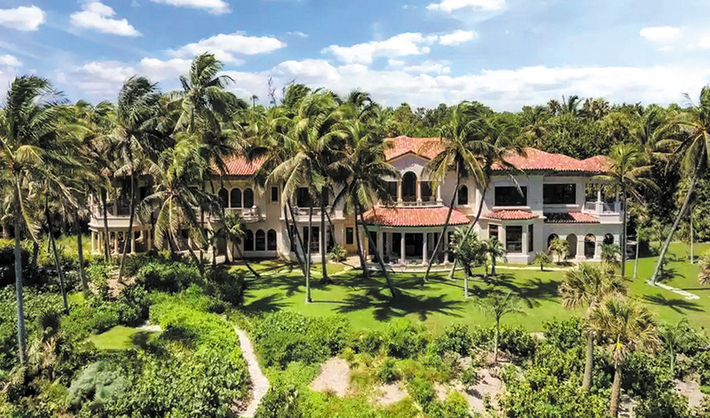 Sự xa hoa vượt sức tưởng tượng: Biệt phủ của vị tỷ phú giàu nhất thế giới lập kỷ lục nước Mỹ với 33 phòng ngủ, 34 phòng tắm và cả một ốc đảo riêng - Ảnh 7