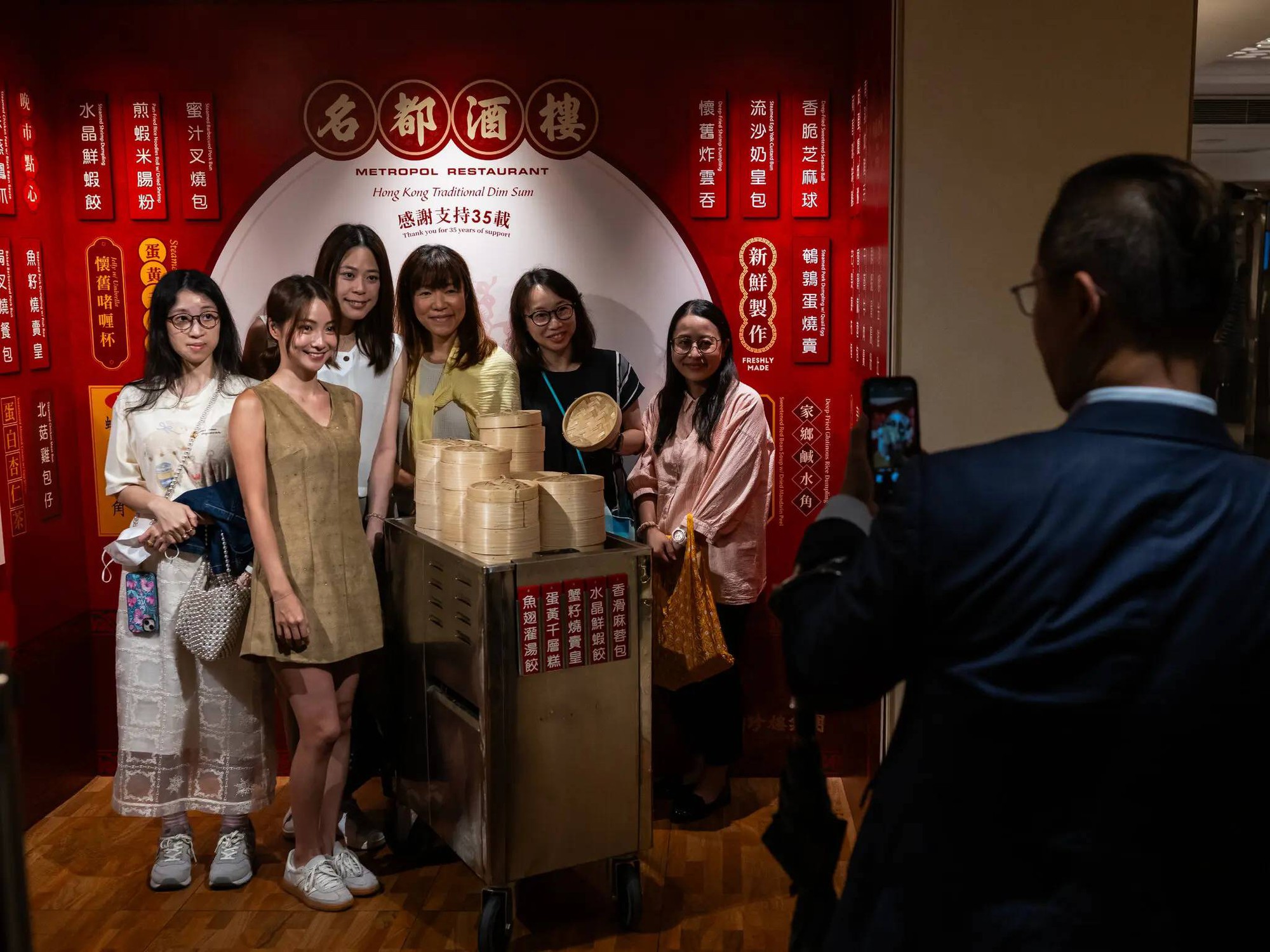 Nhà hàng dimsum huyền thoại của Hong Kong đóng cửa sau 35 năm - Ảnh 4