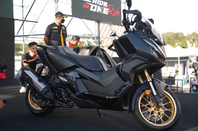 Xe tay ga Honda to, khỏe vừa ra mắt, cốp rộng gấp gần 3 lần của Vision: Hơn thua gì xe Yamaha, Zontes? - Ảnh 1