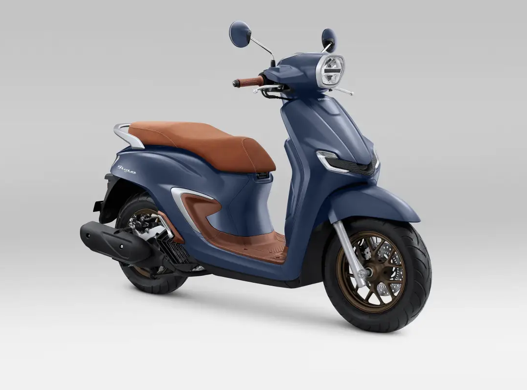 Vừa về đại lý bản đời mới của xe ga Honda đẹp như Vespa: 1 lít xăng đi 45km, có phanh "chống" đường trơn - Ảnh 1