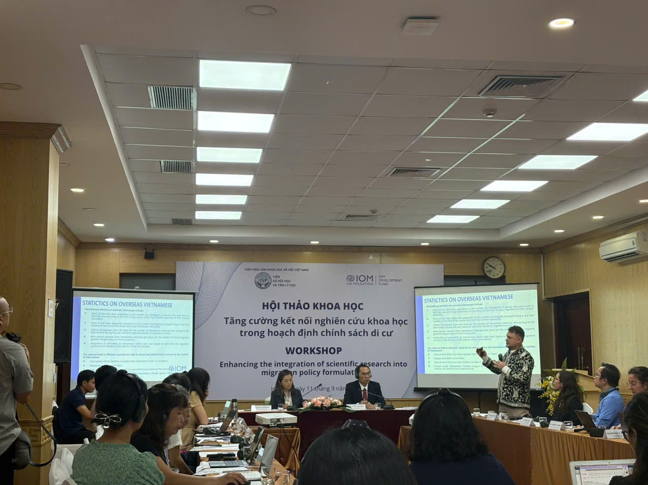 Hơn 6 triệu người Việt Nam ở nước ngoài gửi kiều hối về nước khoảng 16 tỉ USD - Ảnh 1