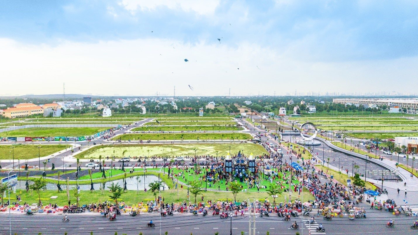 Bất ngờ khu vực giáp ranh TP.HCM đón dòng tiền cuối năm đổ về - Ảnh 1