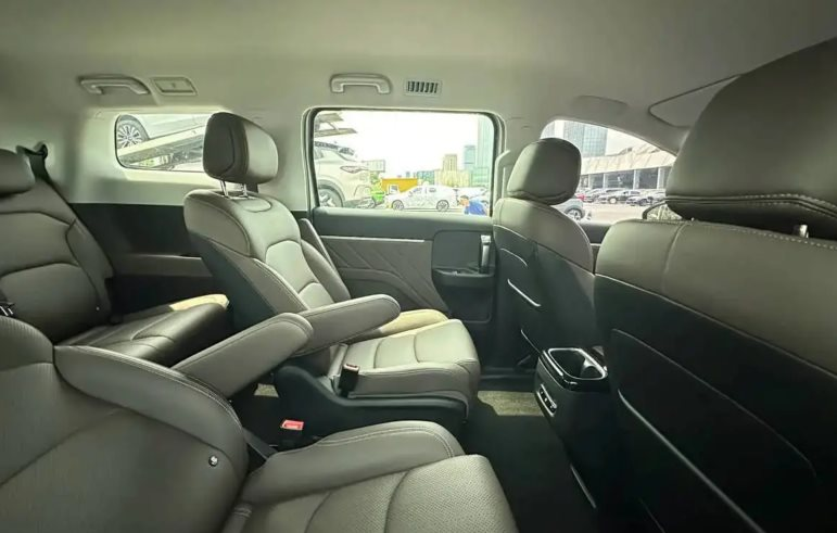 Mẫu MPV siêu rẻ của Wuling nhận đặt cọc quê nhà: Giá khởi điểm chưa đến 400 triệu đồng, 1 lần sạc đi 500 km - Ảnh 3