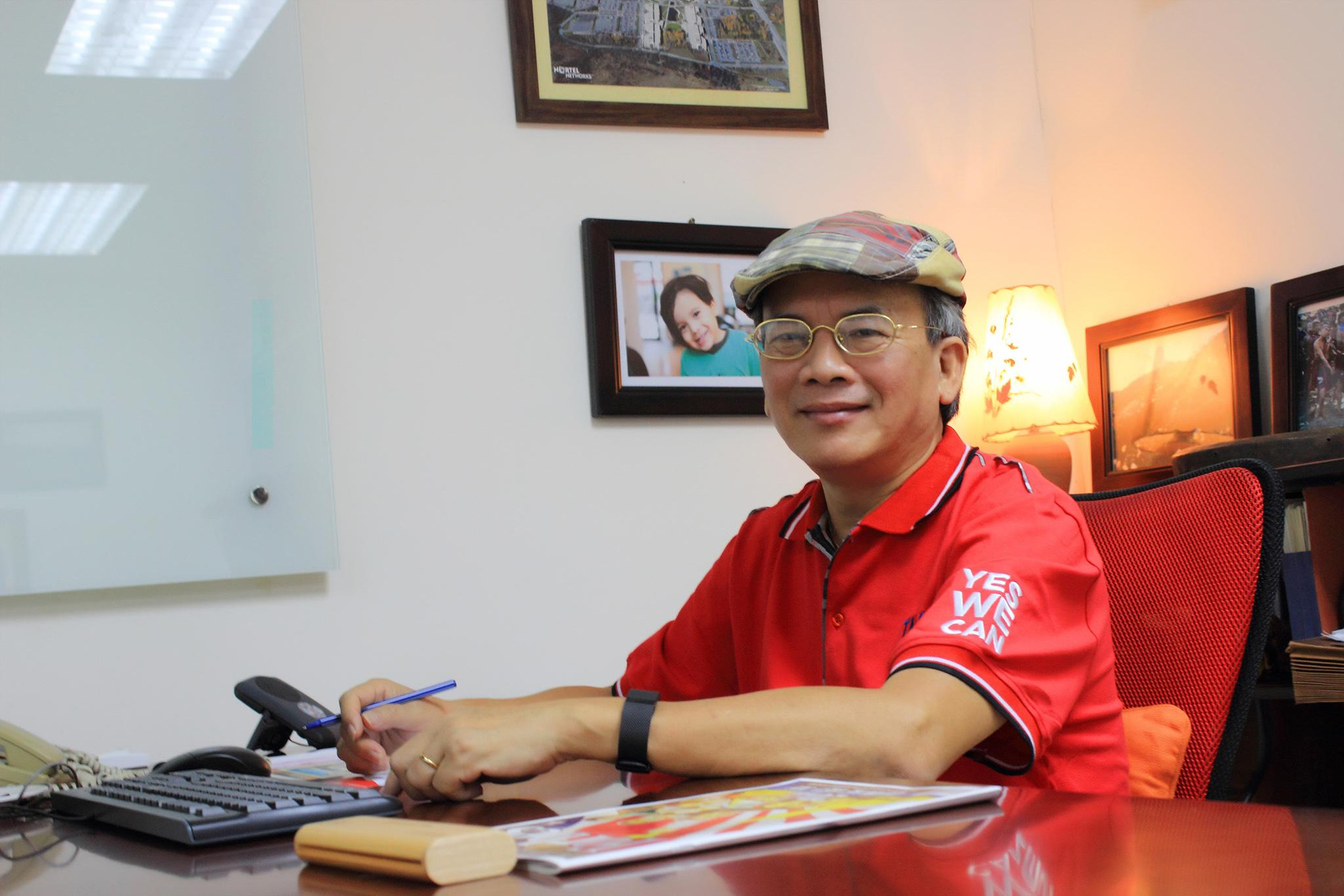 Dấu chân 2 'đoàn quân' hồi hương xây dựng kinh tế Việt Nam: Người từ Đông Âu dựng 'móng và cột', người từ Bắc Mỹ xây 'mái và nội thất số' - Ảnh 9