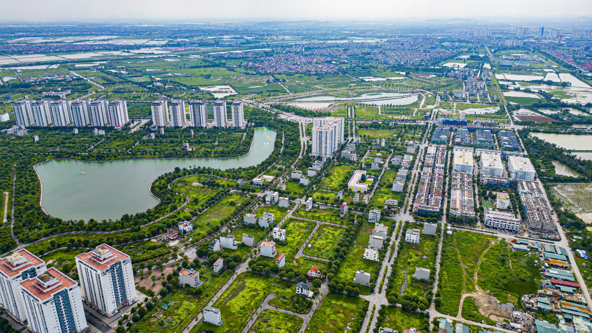 Chỉ trong nửa năm: “Tay to” bất động sản Ecopark, Vingroup, T&T… đổ dồn về các xã ngoại thành, chỗ rục rịch dự án 1.000 ha, nơi lên kế hoạch 2 khu đô thị sinh thái - Ảnh 2