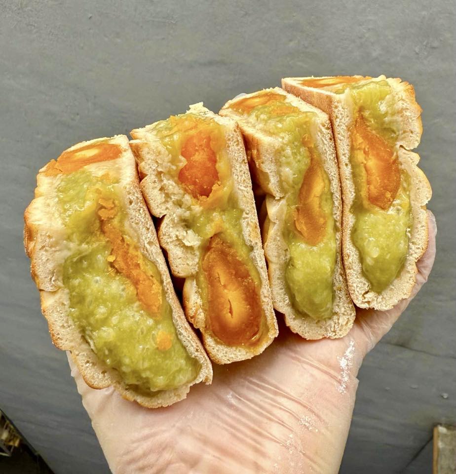 Muốn mua bánh Trung thu cốm mà ngại chen chúc xếp hàng: Đây là 3 địa chỉ đang được nhiều người truyền tai - Ảnh 9