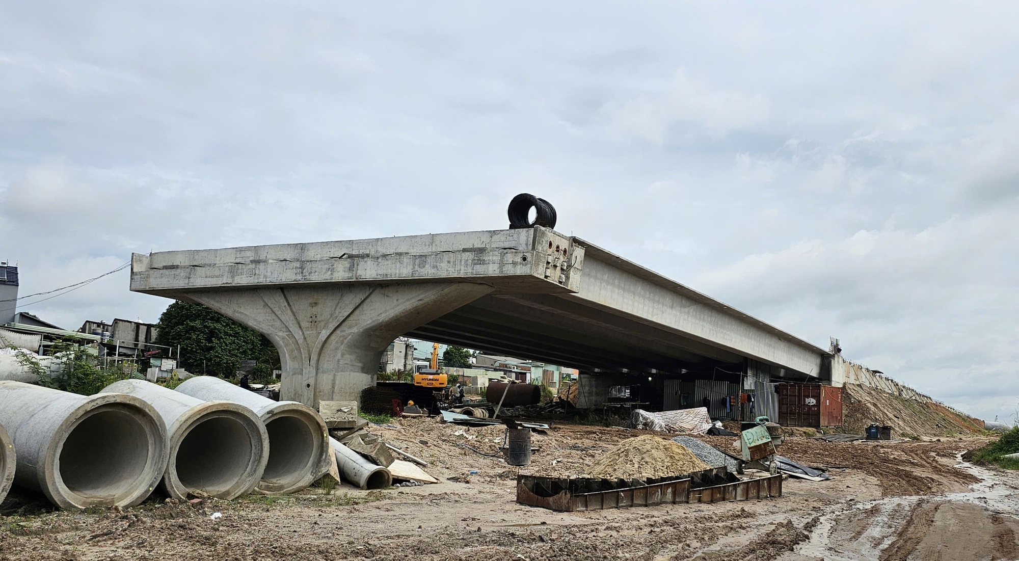 Đua tiến độ 100 ngày cao điểm về đích dự án Vành đai 3 - TP HCM - Ảnh 1