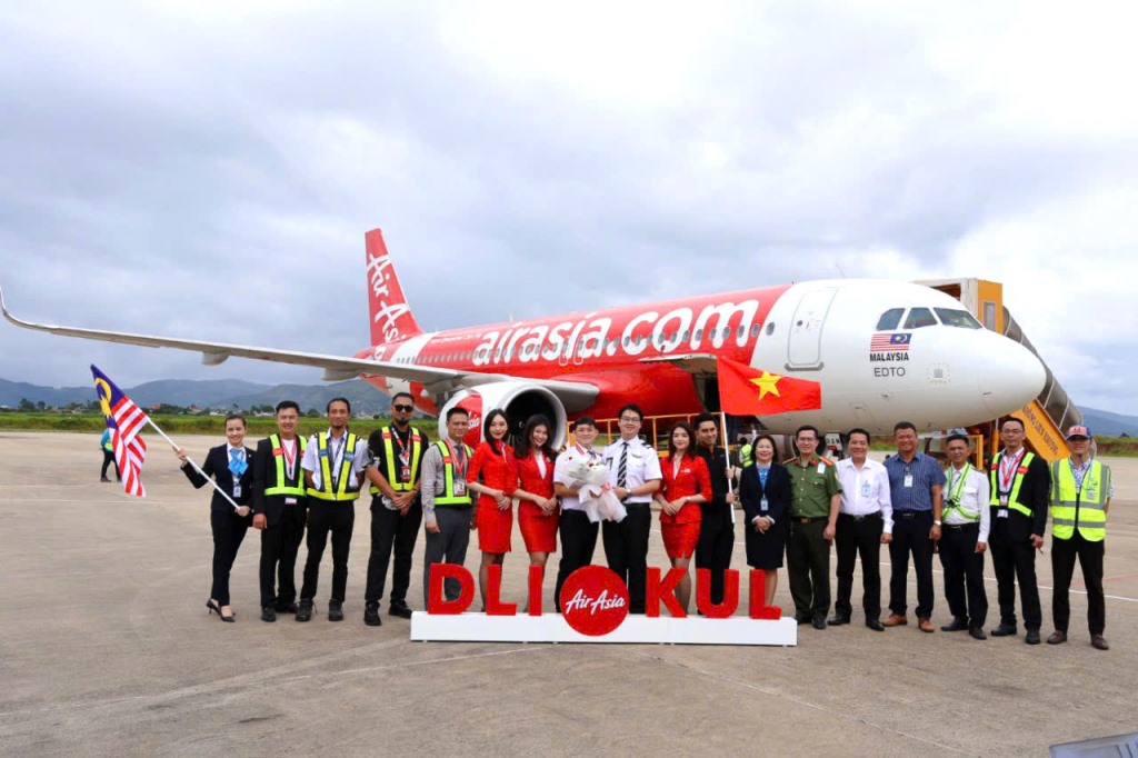 Ông chủ hãng hàng không giá rẻ AirAsia chưa từ bỏ giấc mơ hiện diện tại Việt Nam: Chúng tôi đang thảo luận với một đối tác Việt, lạc quan hơn bao giờ hết - Ảnh 4